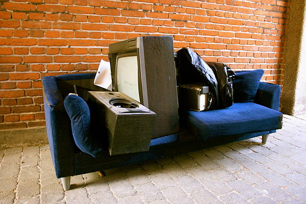 Best Basement Cleanout  in Davenport, IA